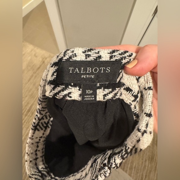 Talbots Black and Cream Plaid Women's Skirt - Picture 4 of 5